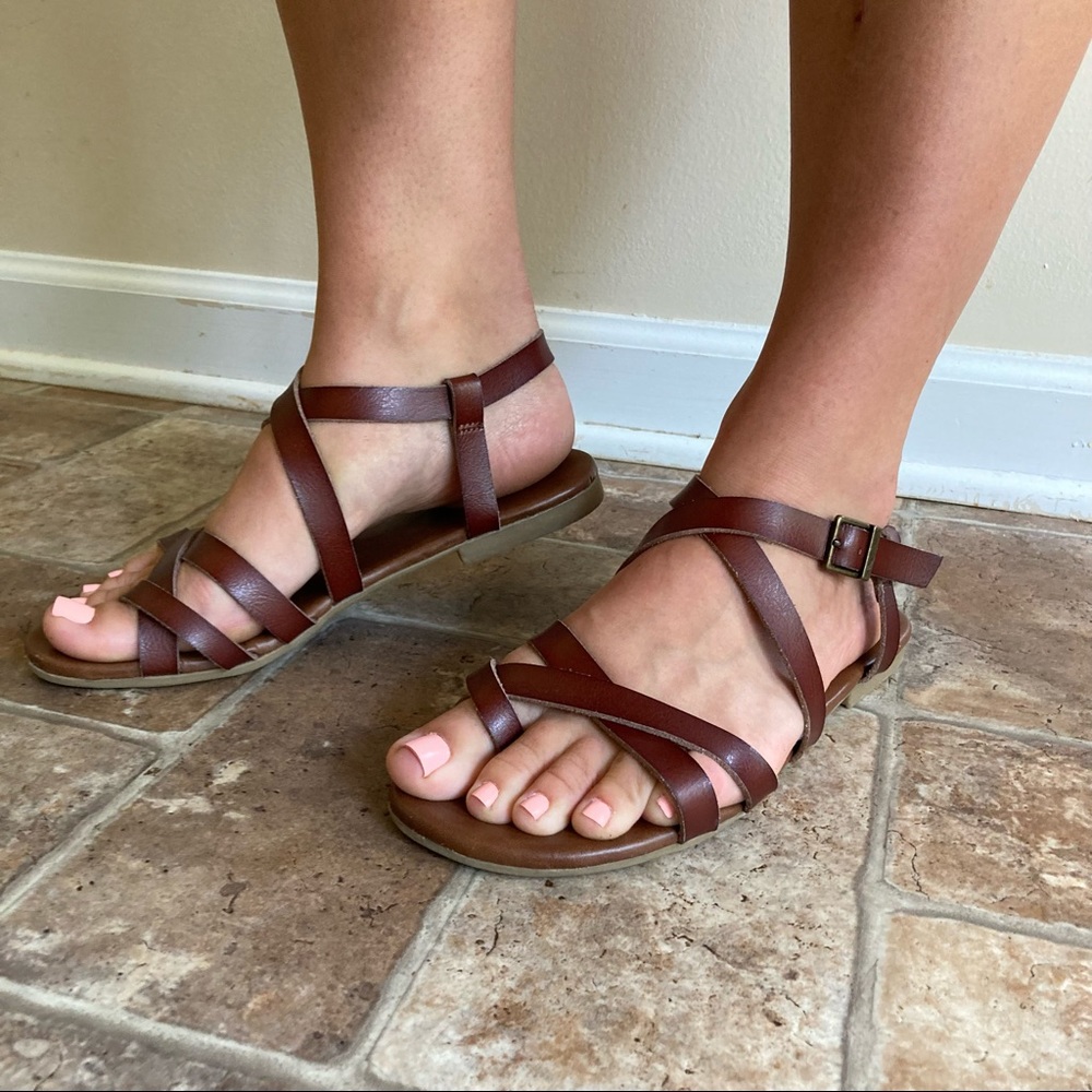 Altar’d State Sandals